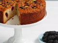 Blackberry-yogurt-and-pistachio-cake-hero